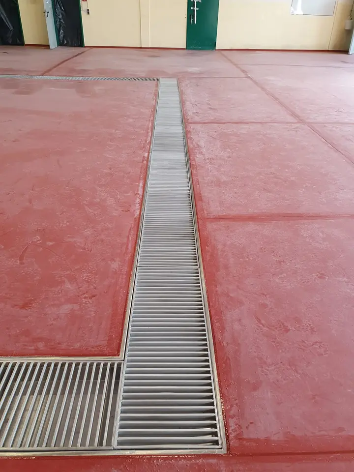 Canal de drenaj industrial cu capac tip scară